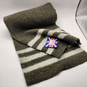 New! Robert Mackie of Scotland 100% Wool Stripe Scarf NWT Holm Mill Stewarton